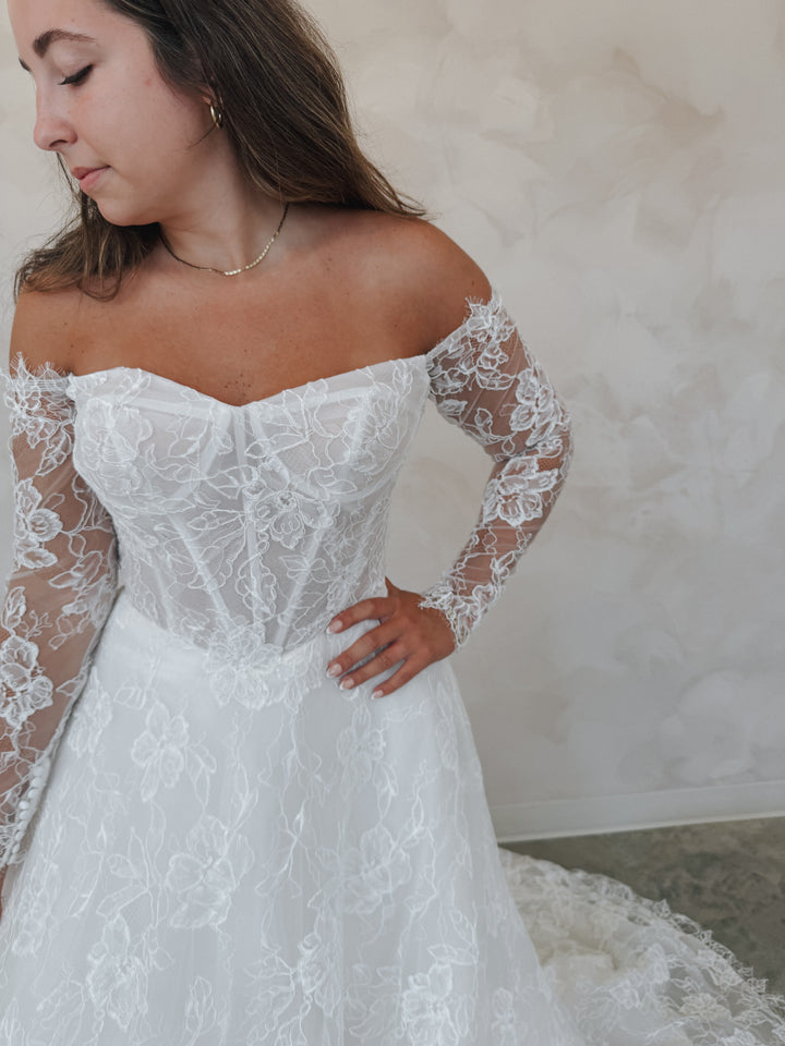 Size 16 | Rosetta by Take Heart