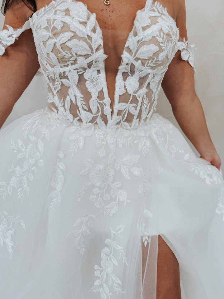 Size 14 | Liora by Take Heart