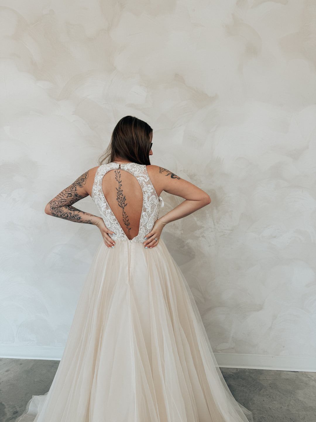 Size 08 | 19121 by Christina Wu
