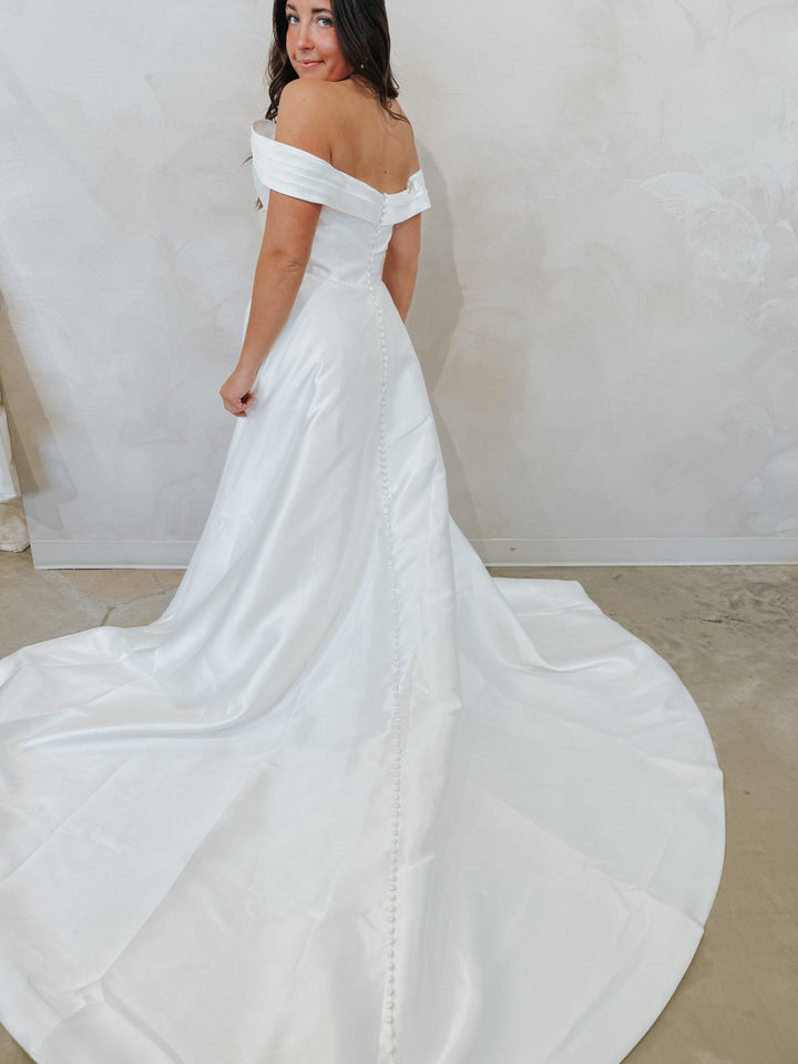 Size 14 | Martha by Dearly