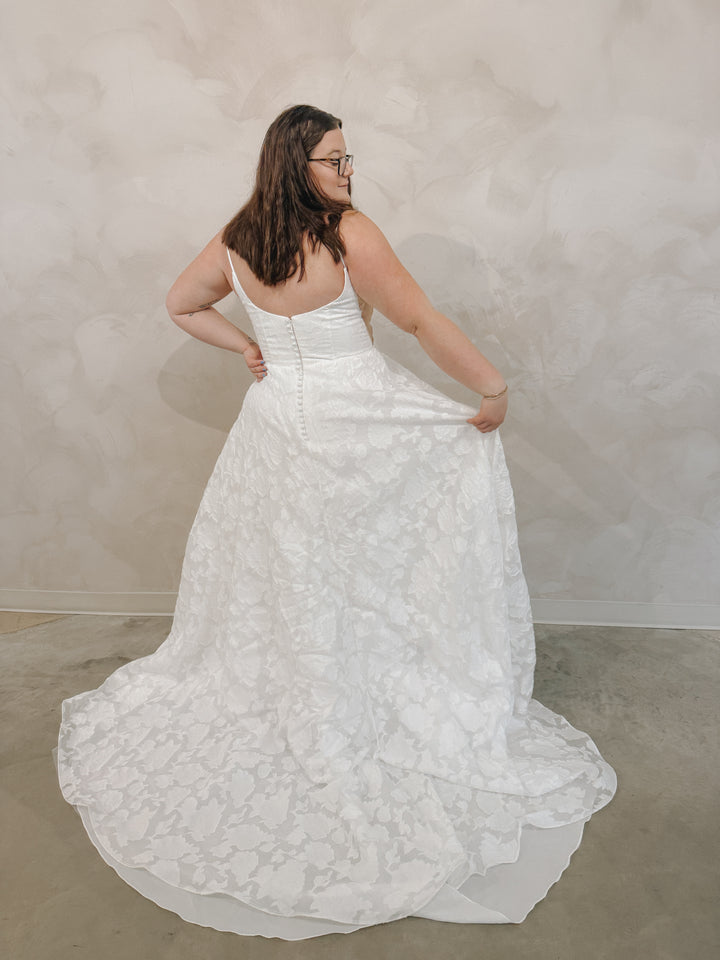 Size 18 | Emme by Dearly