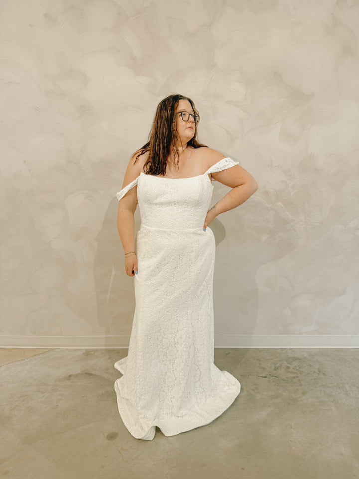 Size 24 | Scott by Kathryn Bass