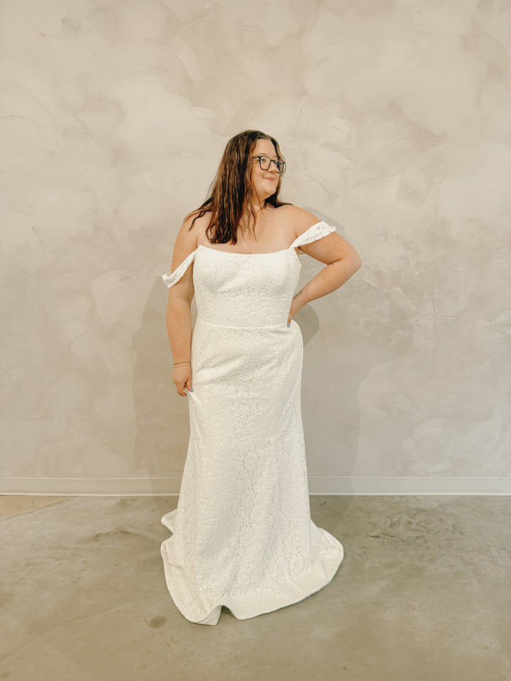 Size 24 | Scott by Kathryn Bass