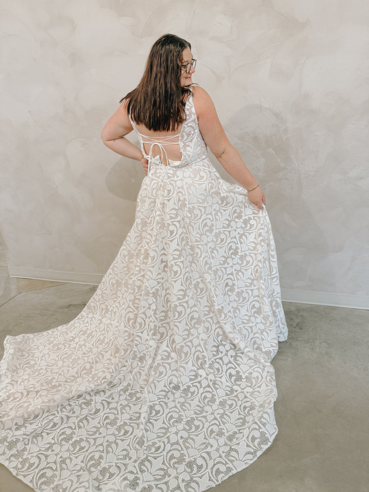 Size 16 | Delilah by Truly