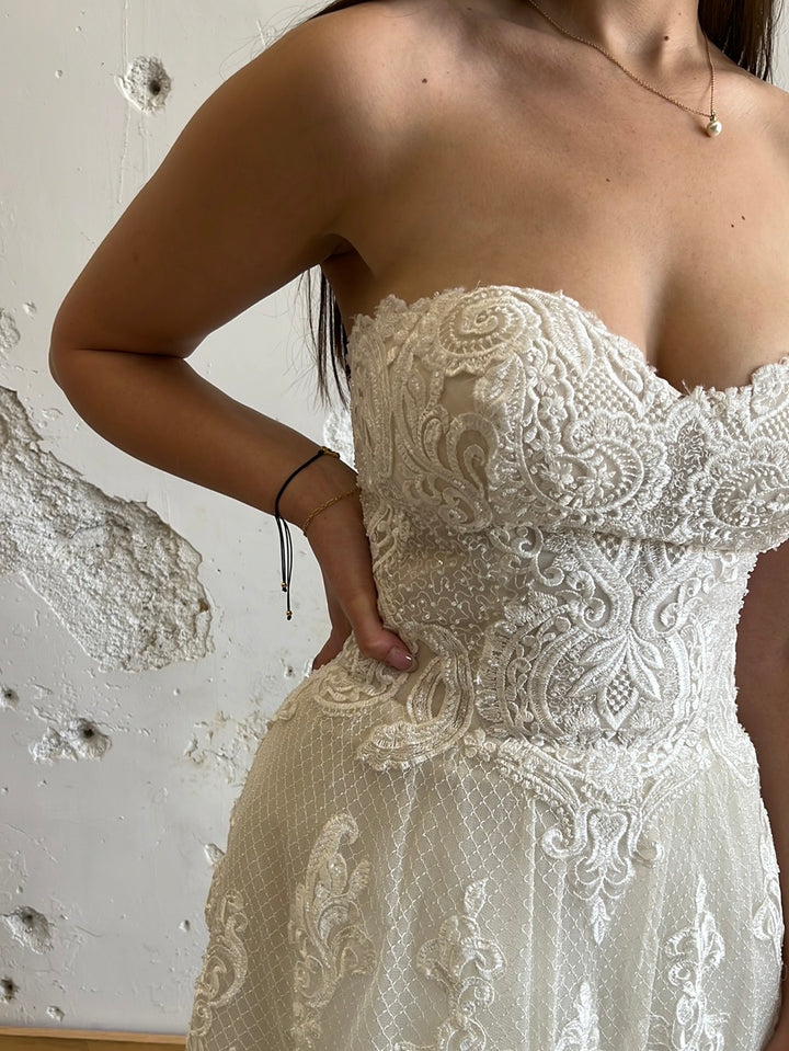 Tag Size 10 | Allure