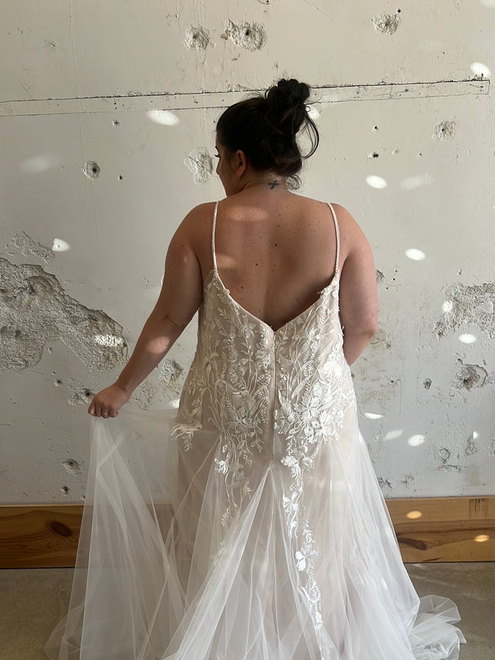 Tag Size 26 | Dearly Loved Bridal