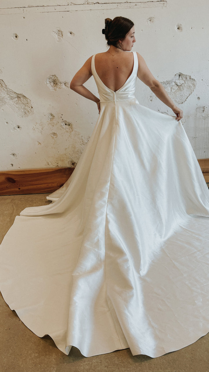 Tag Size 14 | Dearly Loved Bridal